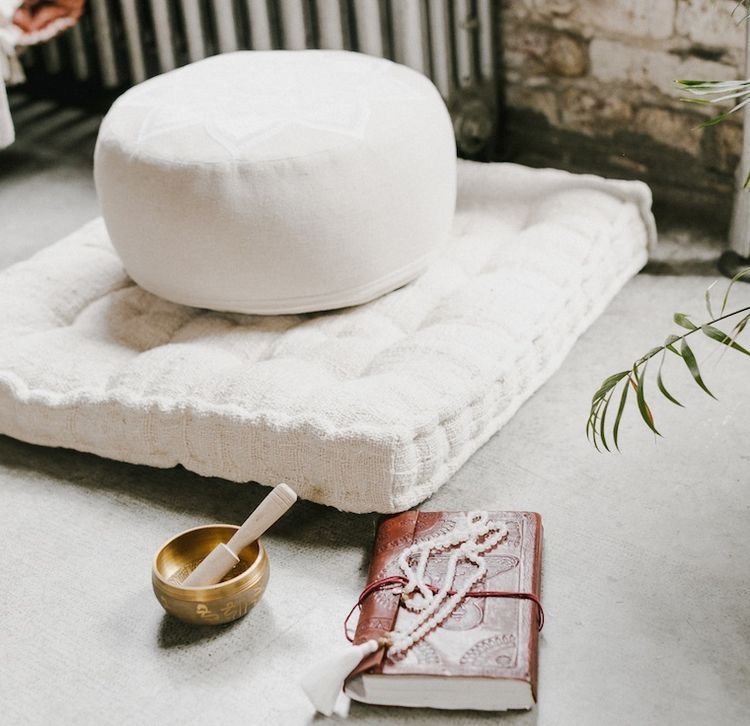 Yeti Yogi Zafu Cushion – Grounded Stillness